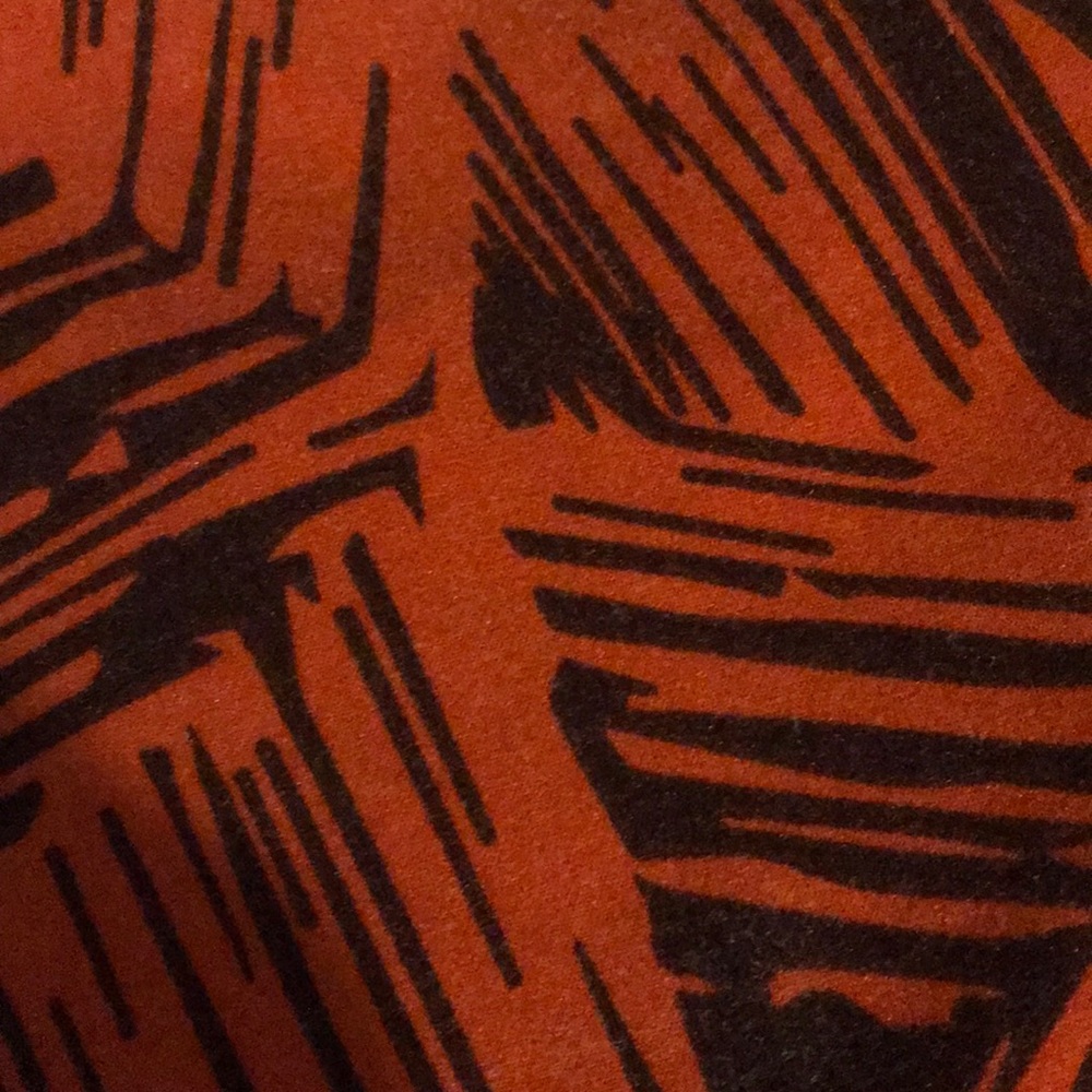 Orange/Black LuLaRoe Geometric Leggings - Picture 4 of 8